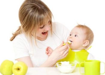 Cách Pha Bột ăn Dặm Không Bị Vón Cục 2