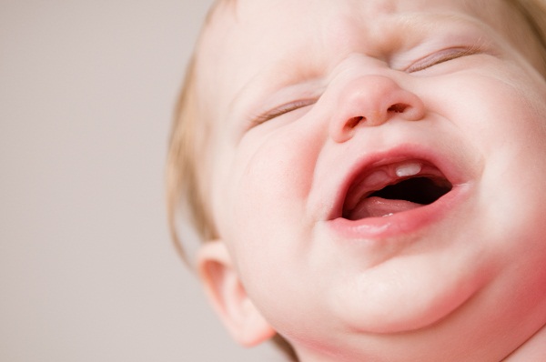 10 dấu hiệu mọc răng ở trẻ nhỏ mẹ nhất định phải biết